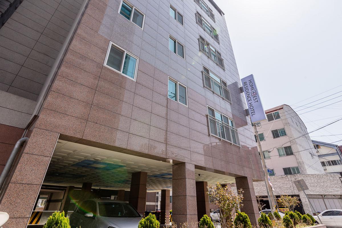 Ngoại cảnh khách sạn