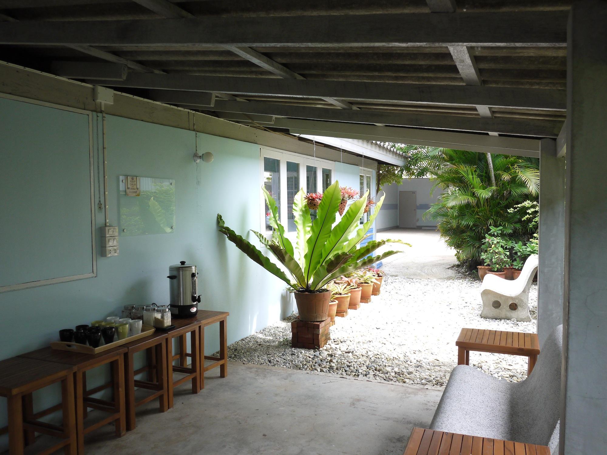 Ngoại cảnh khách sạn