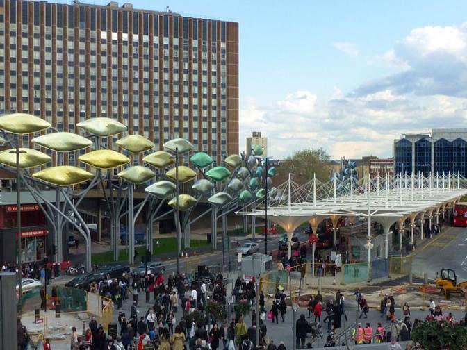 Khu vực xung quanh