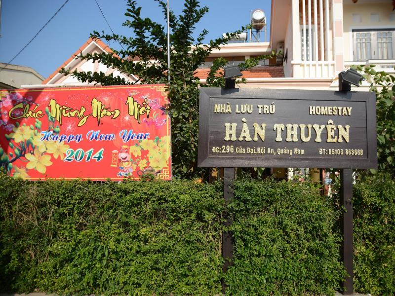 Ngoại cảnh khách sạn