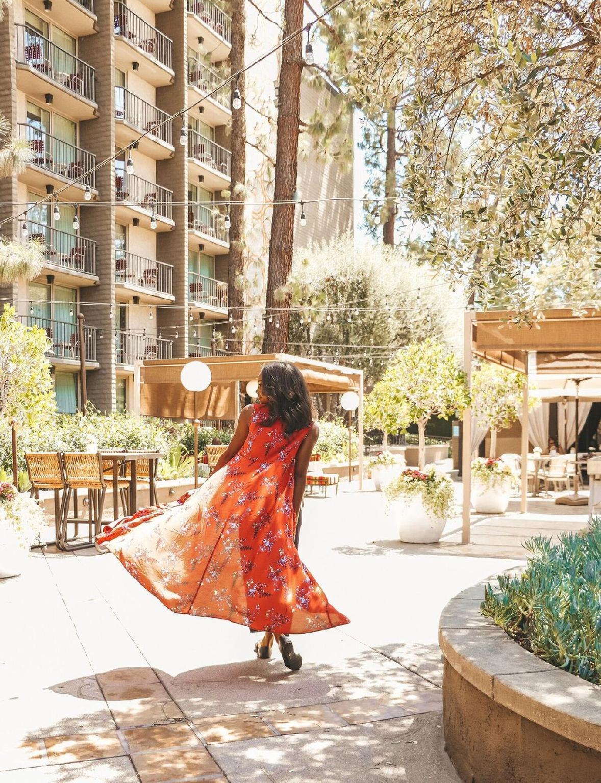 Ngoại cảnh khách sạn