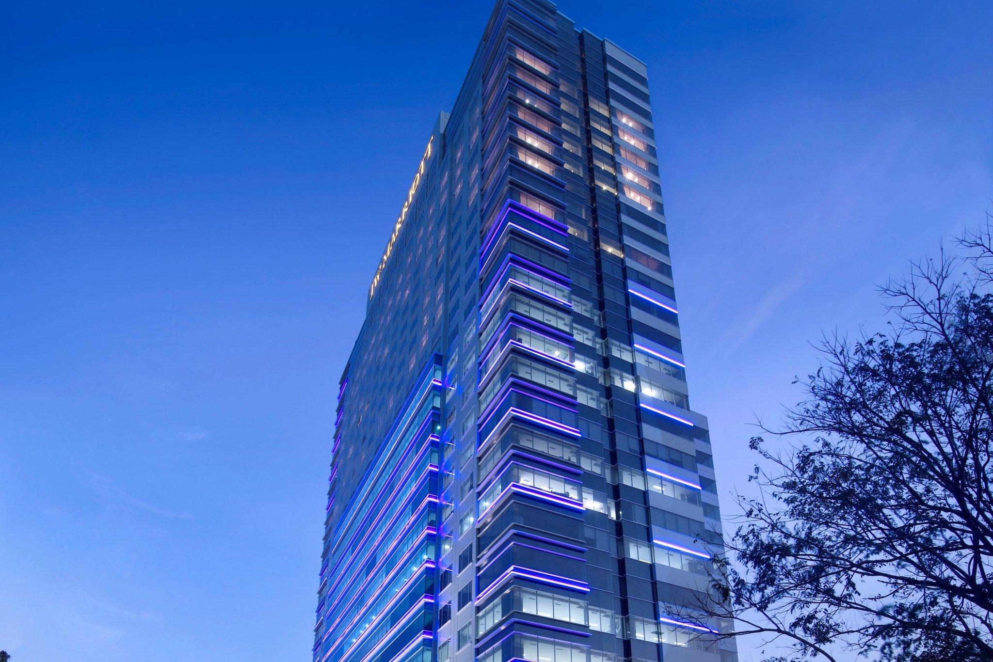 Ngoại cảnh khách sạn