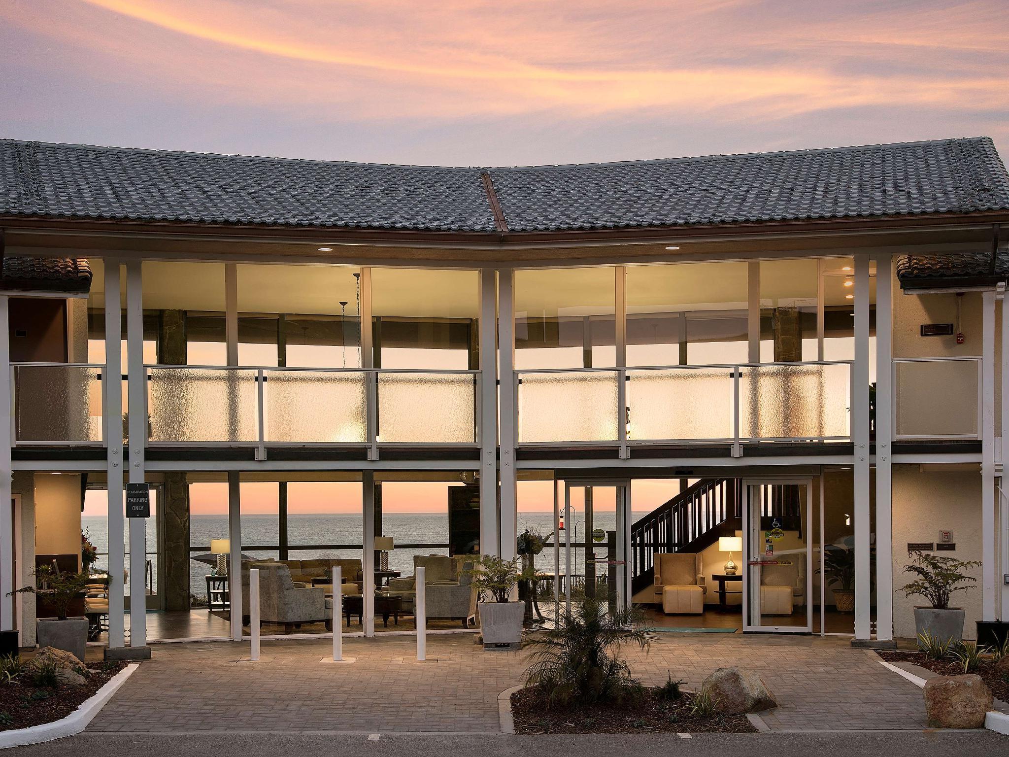 Ngoại cảnh khách sạn