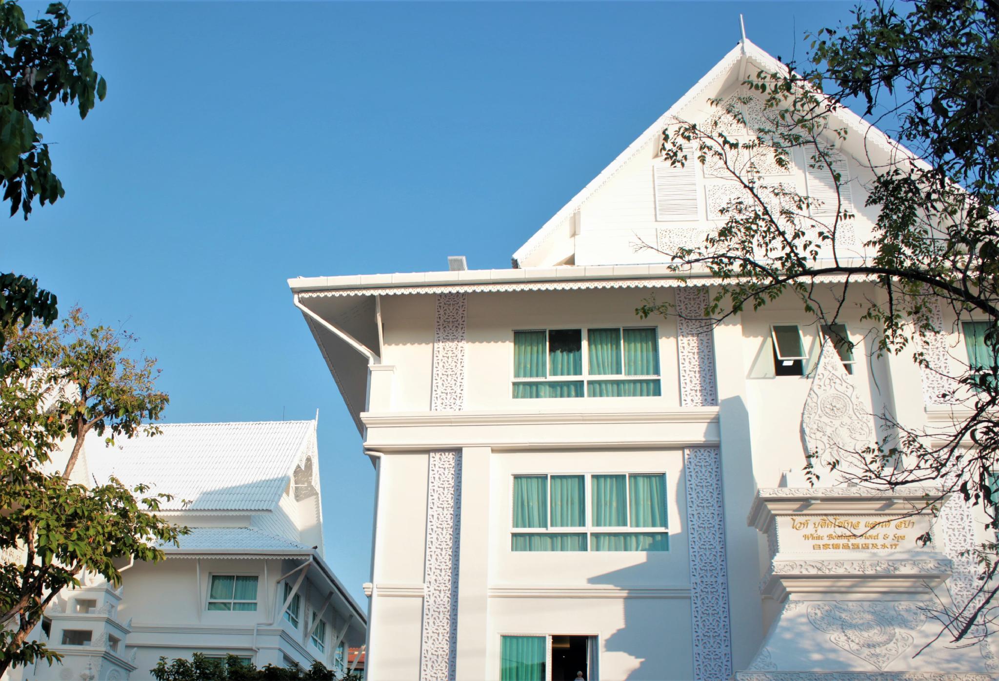 Ngoại cảnh khách sạn