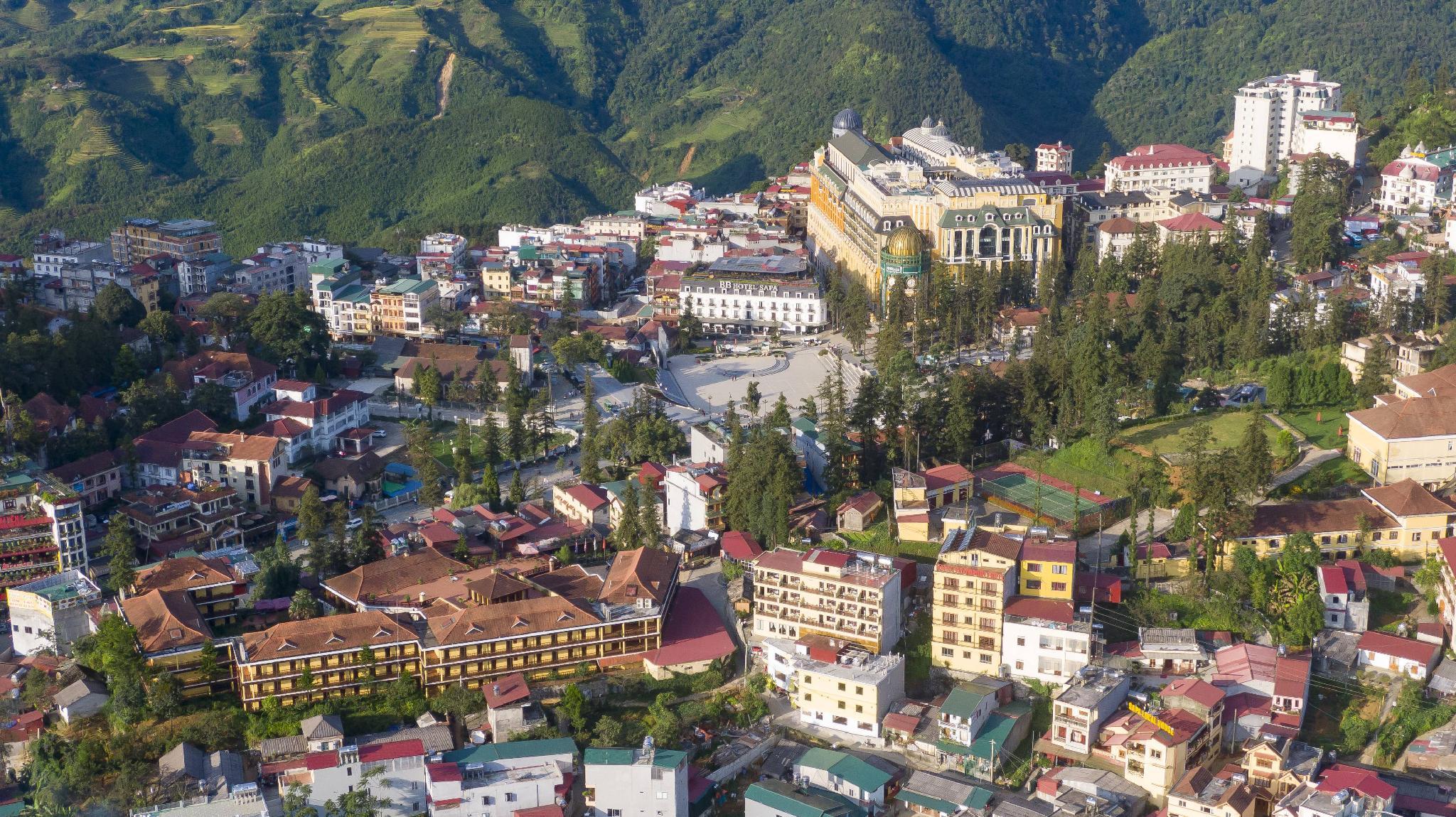 Ngoại cảnh khách sạn