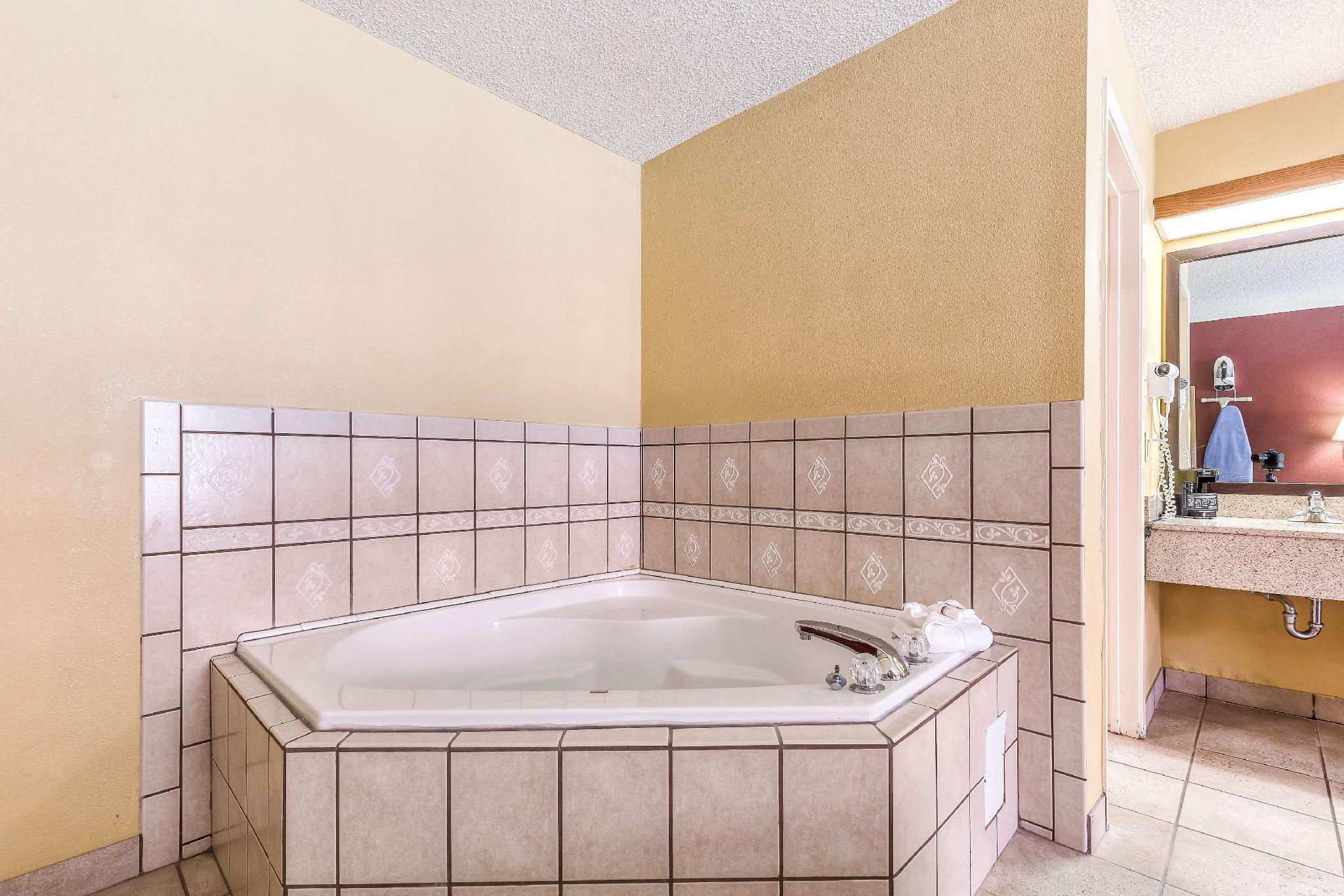 Bồn tắm tạo sóng