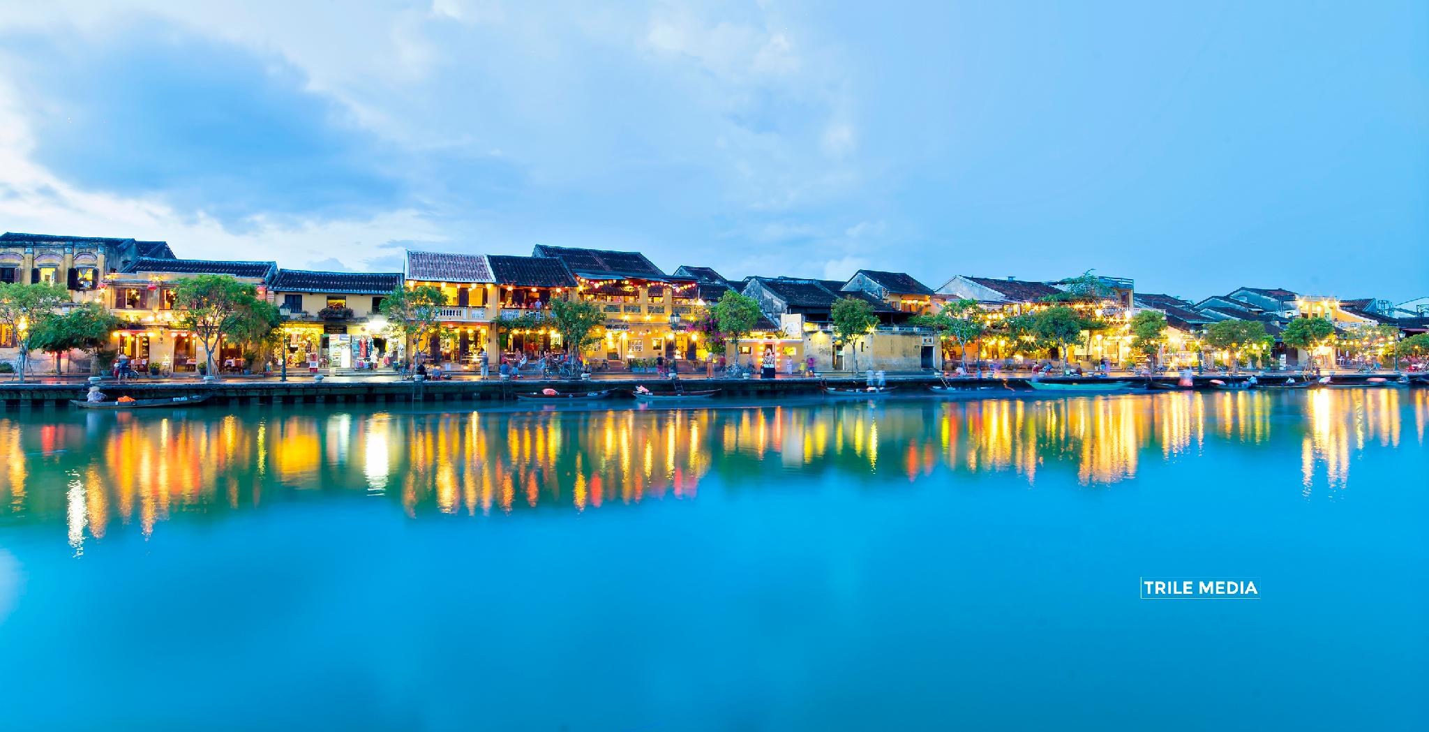 Khu vực xung quanh