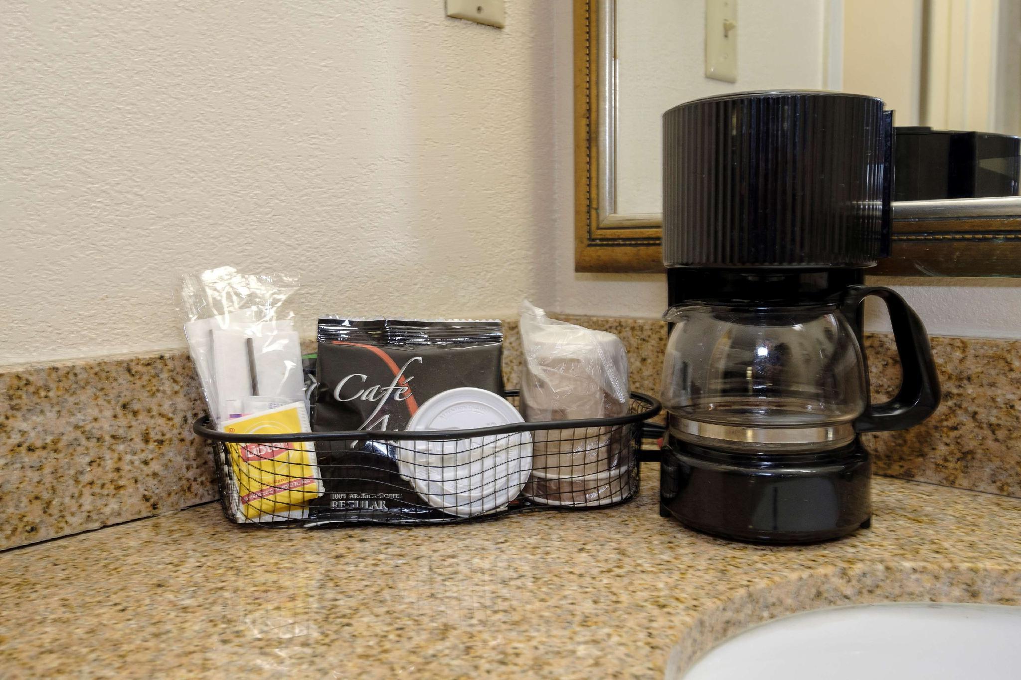 Đồ ăn và thức uống