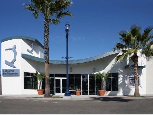 Nơi tham quan gần đây