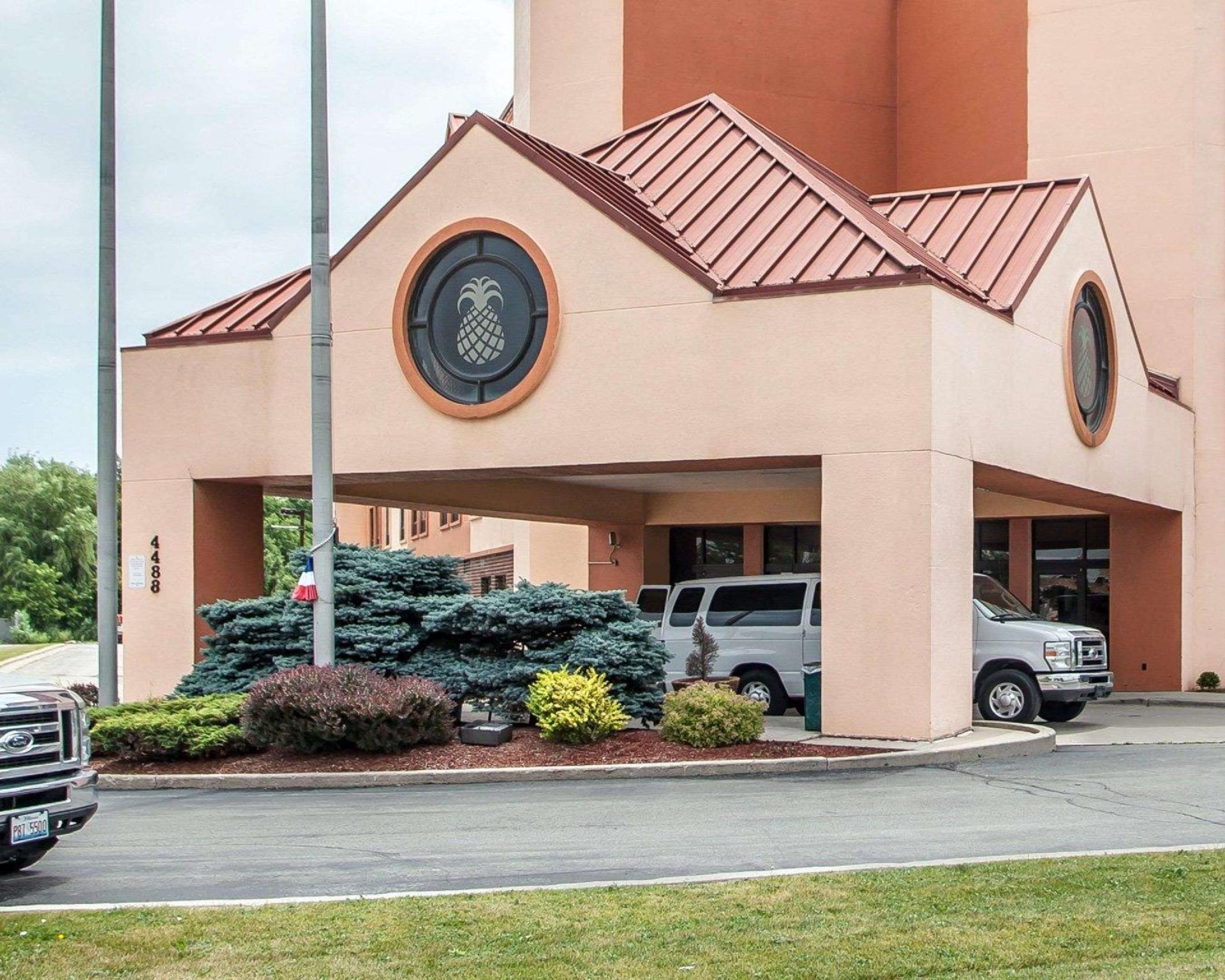 Ngoại cảnh khách sạn