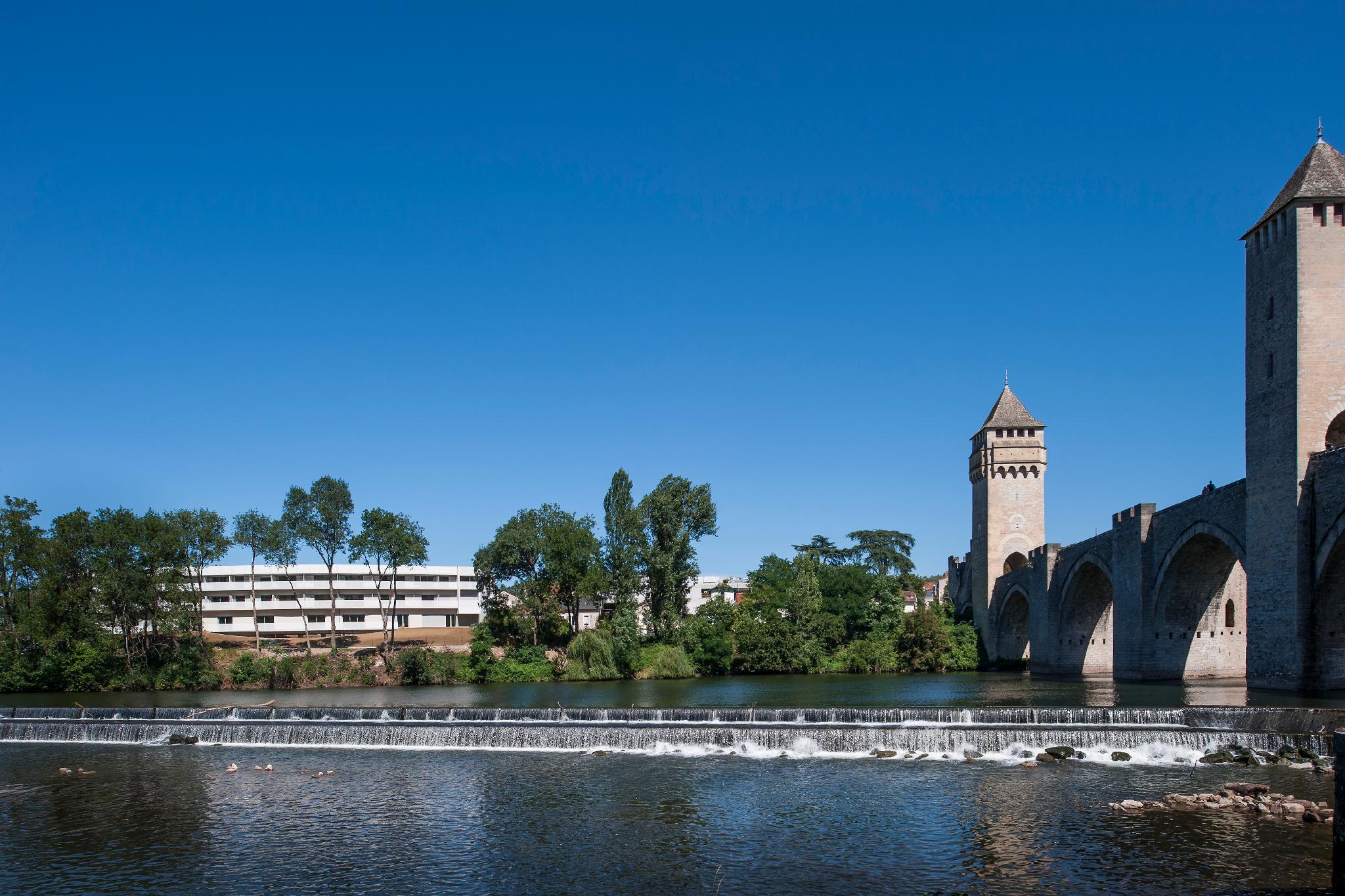 Ngoại cảnh khách sạn