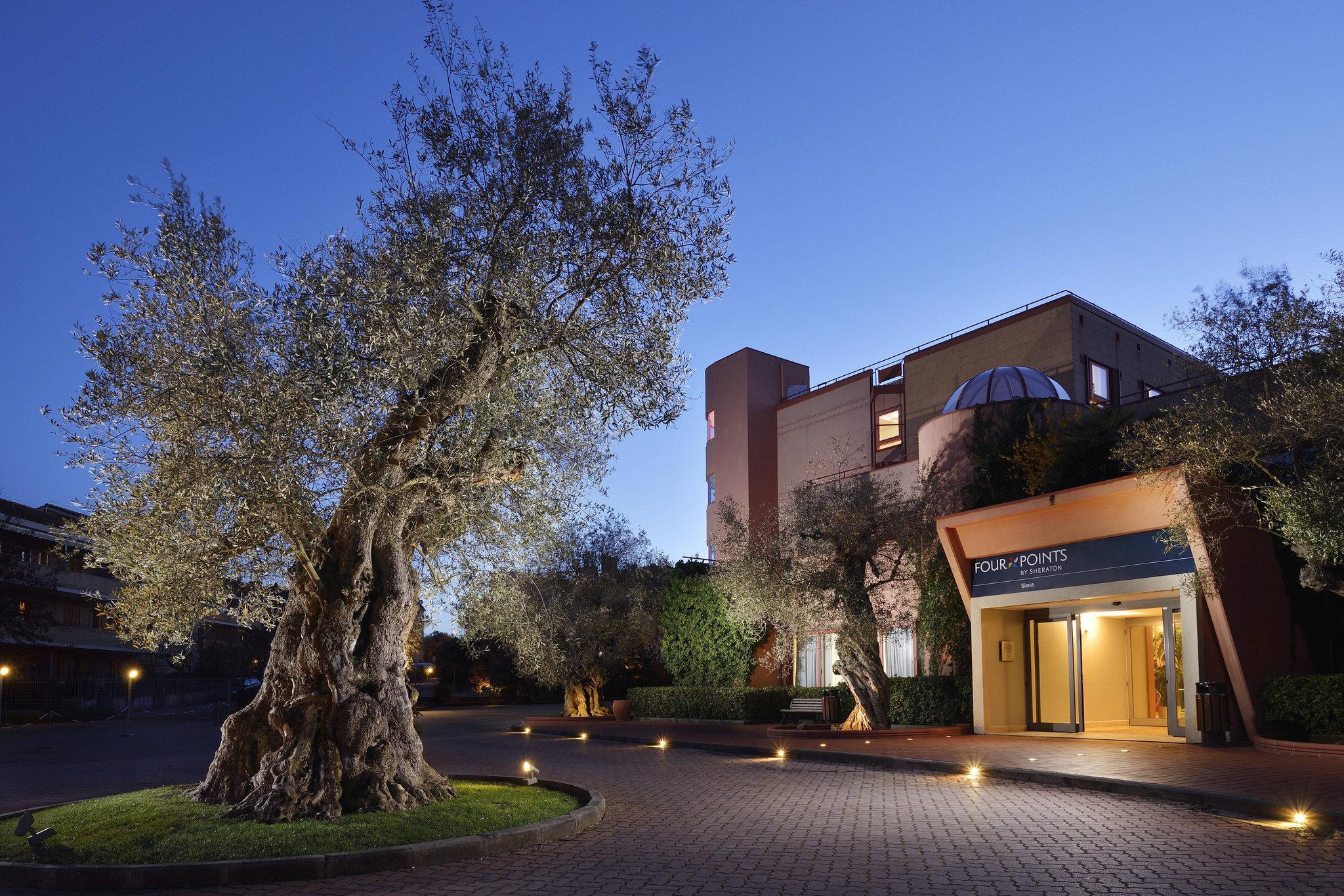 Ngoại cảnh khách sạn