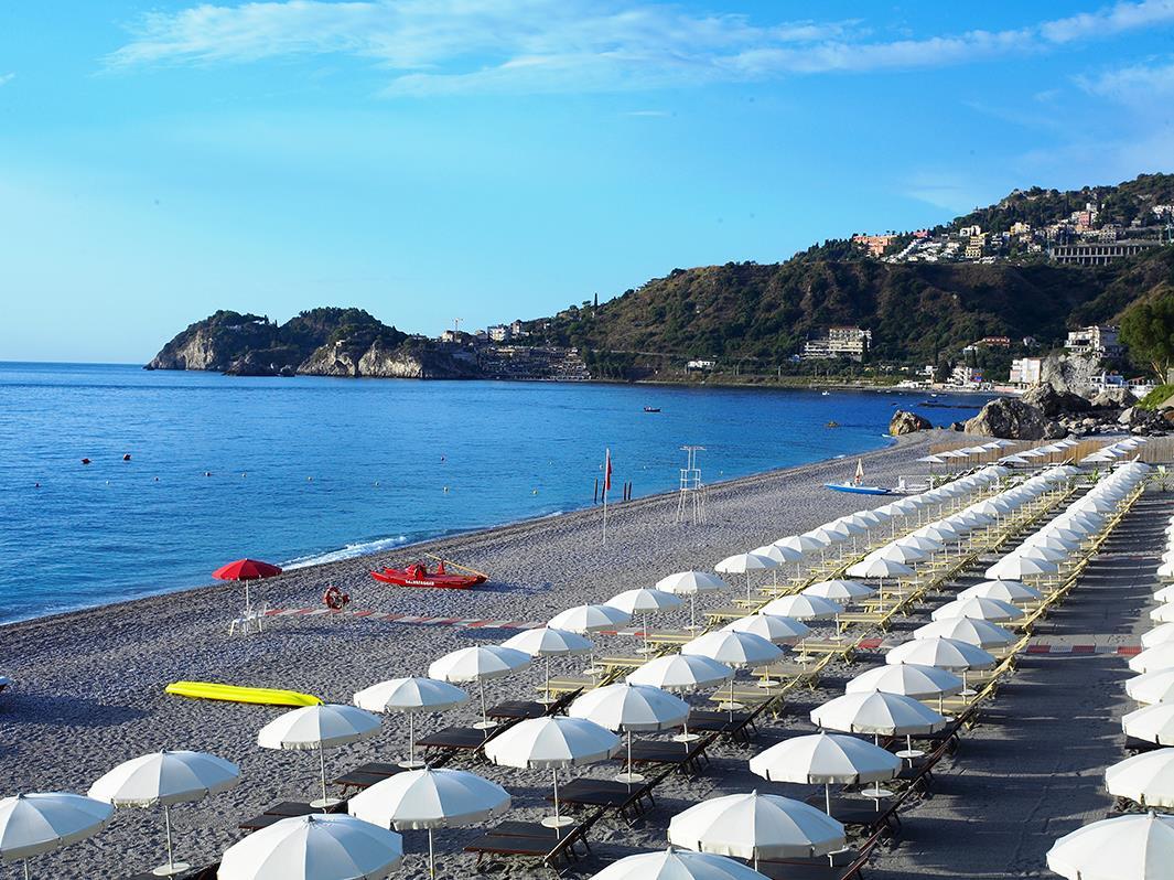 Nơi tham quan gần đây