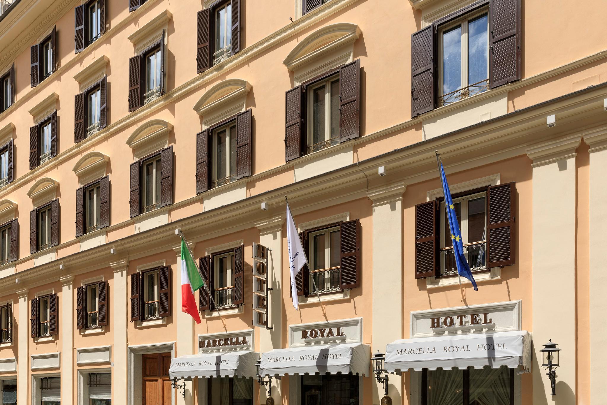 Ngoại cảnh khách sạn