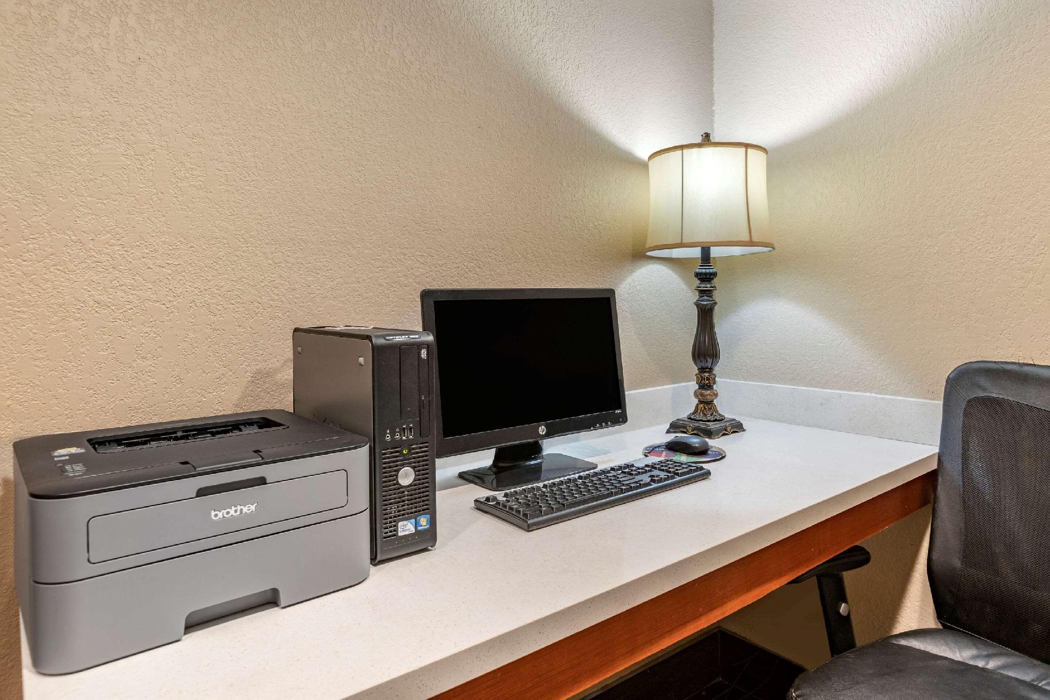 Trung tâm hội nghị