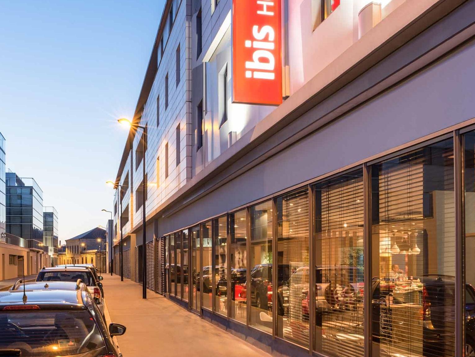 Ngoại cảnh khách sạn