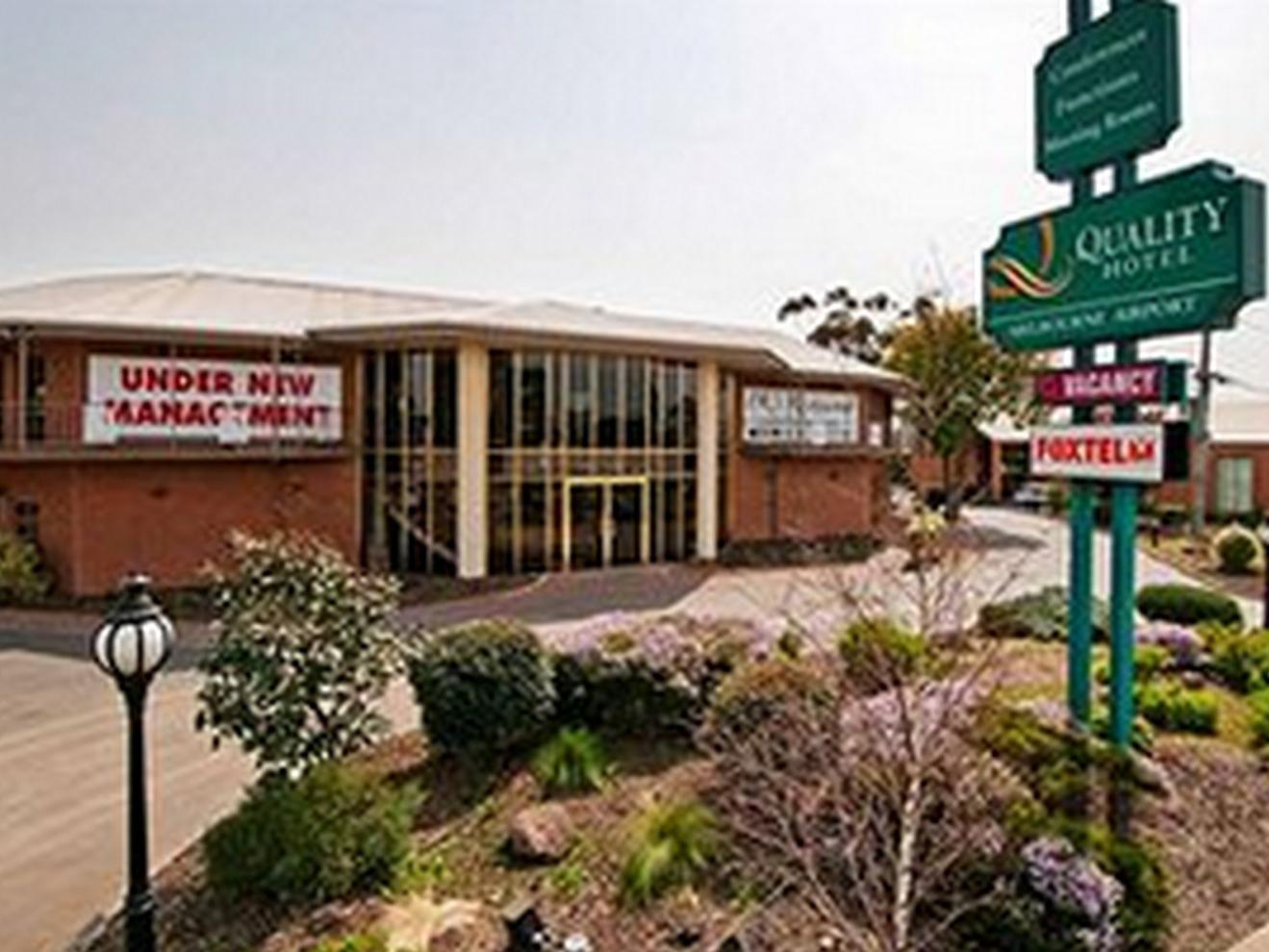 Ngoại cảnh khách sạn