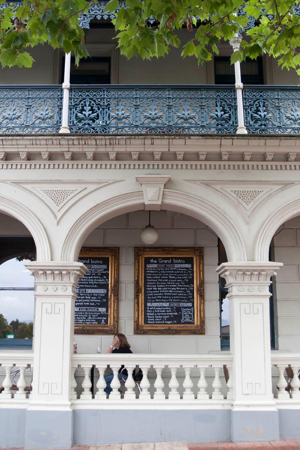 Ngoại cảnh khách sạn