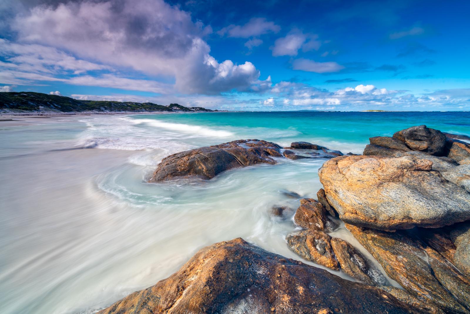 Nơi tham quan gần đây