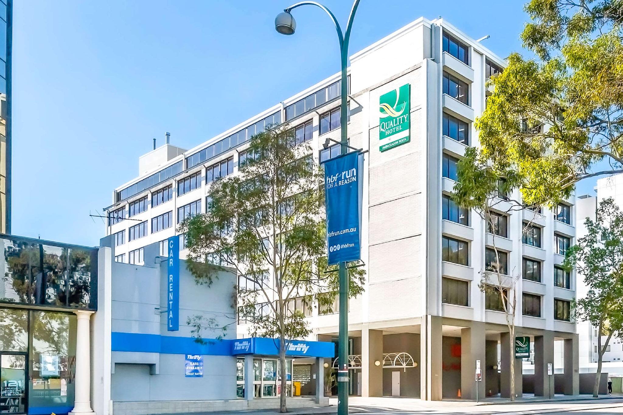 Ngoại cảnh khách sạn