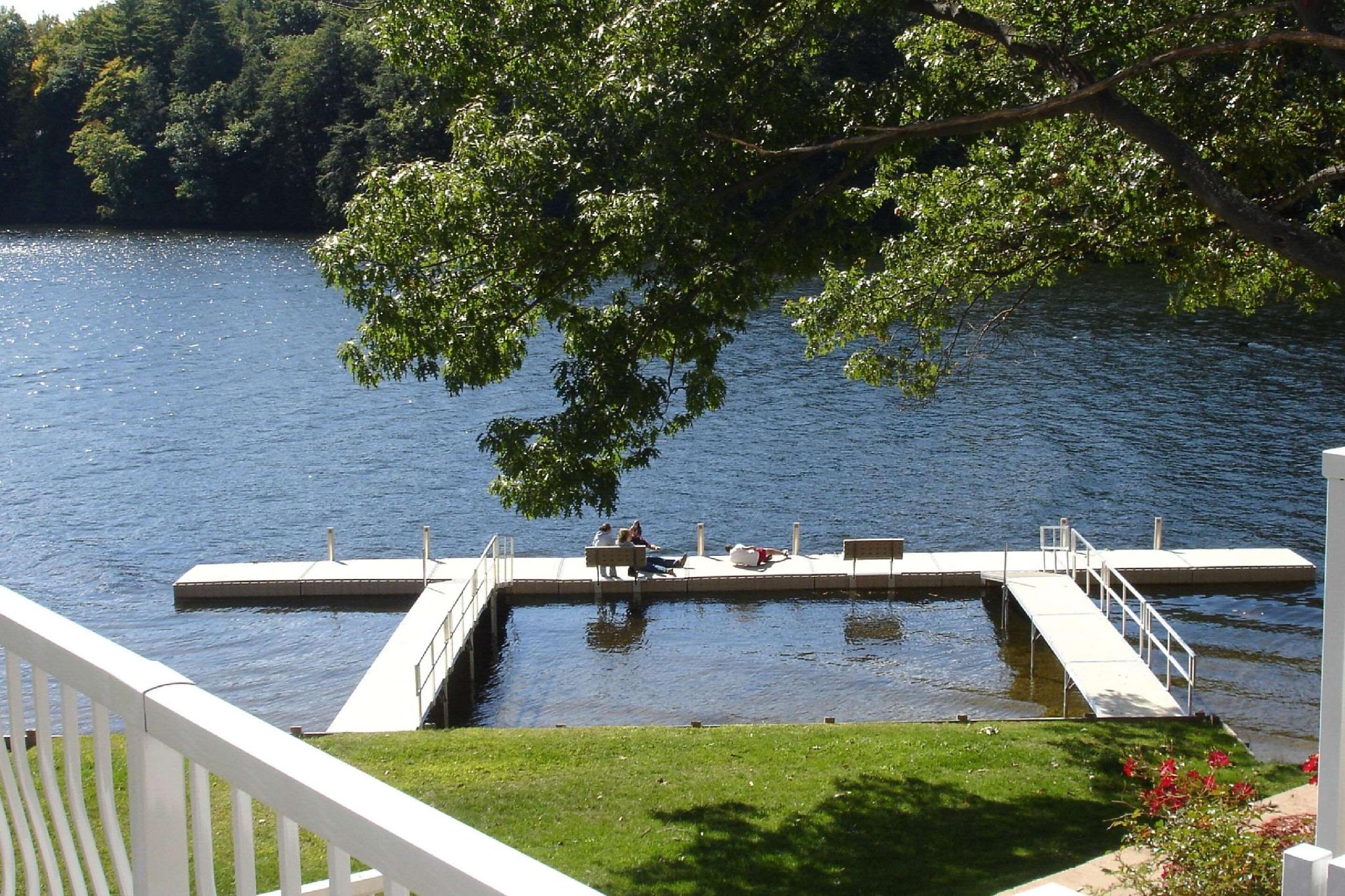 Ngoại cảnh khách sạn