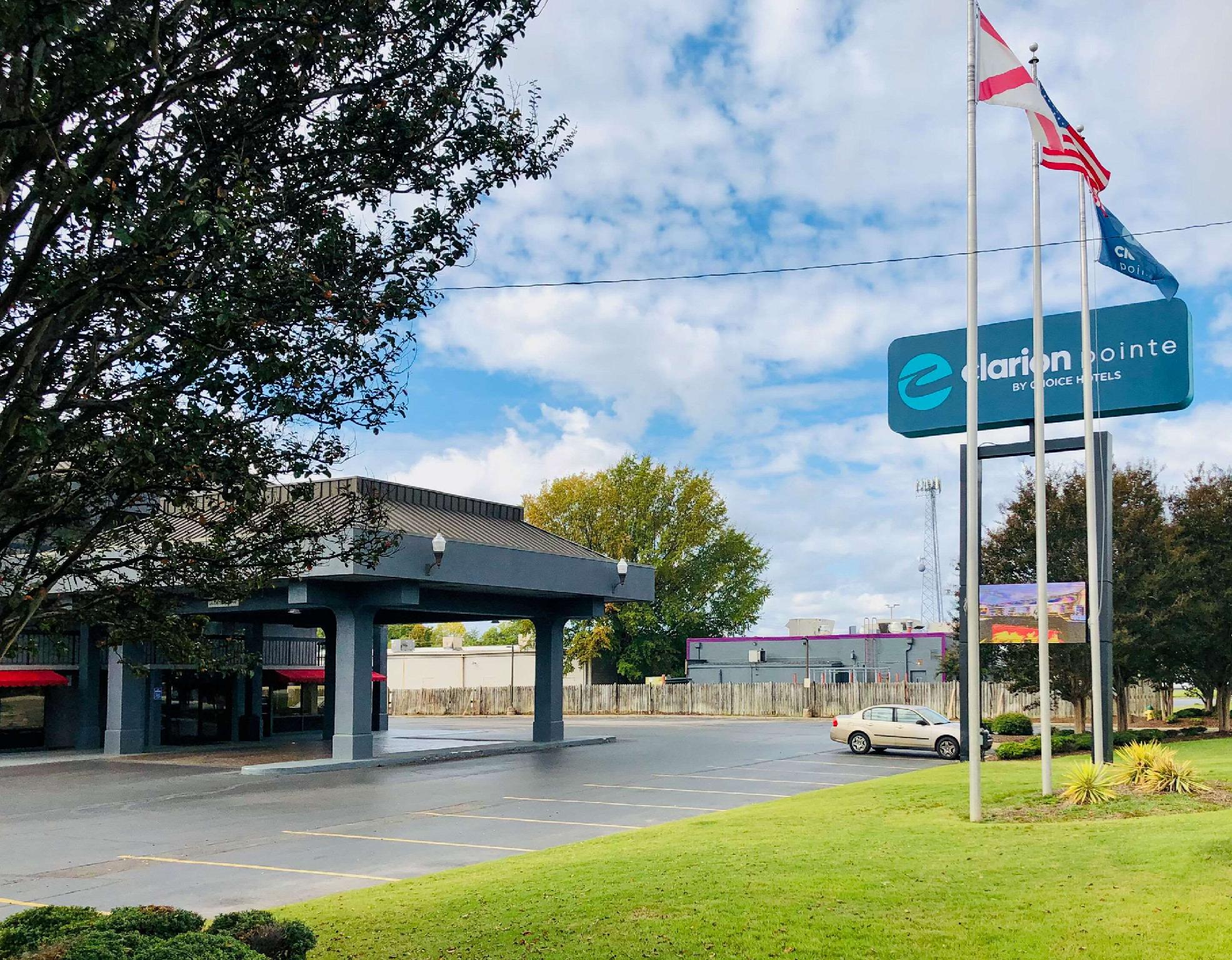 Ngoại cảnh khách sạn