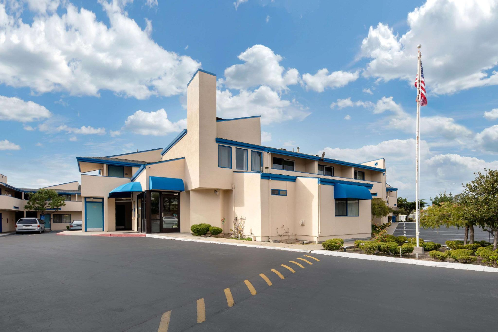 Ngoại cảnh khách sạn