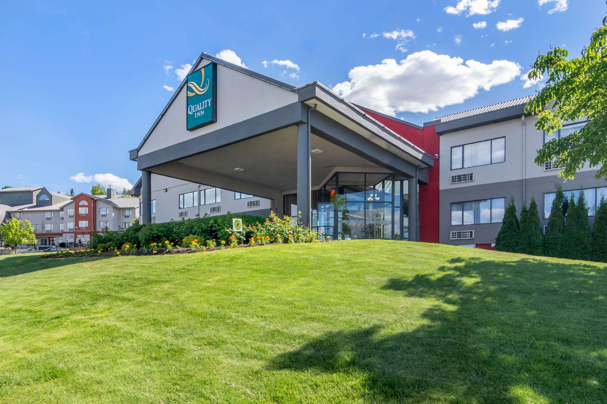 Ngoại cảnh khách sạn