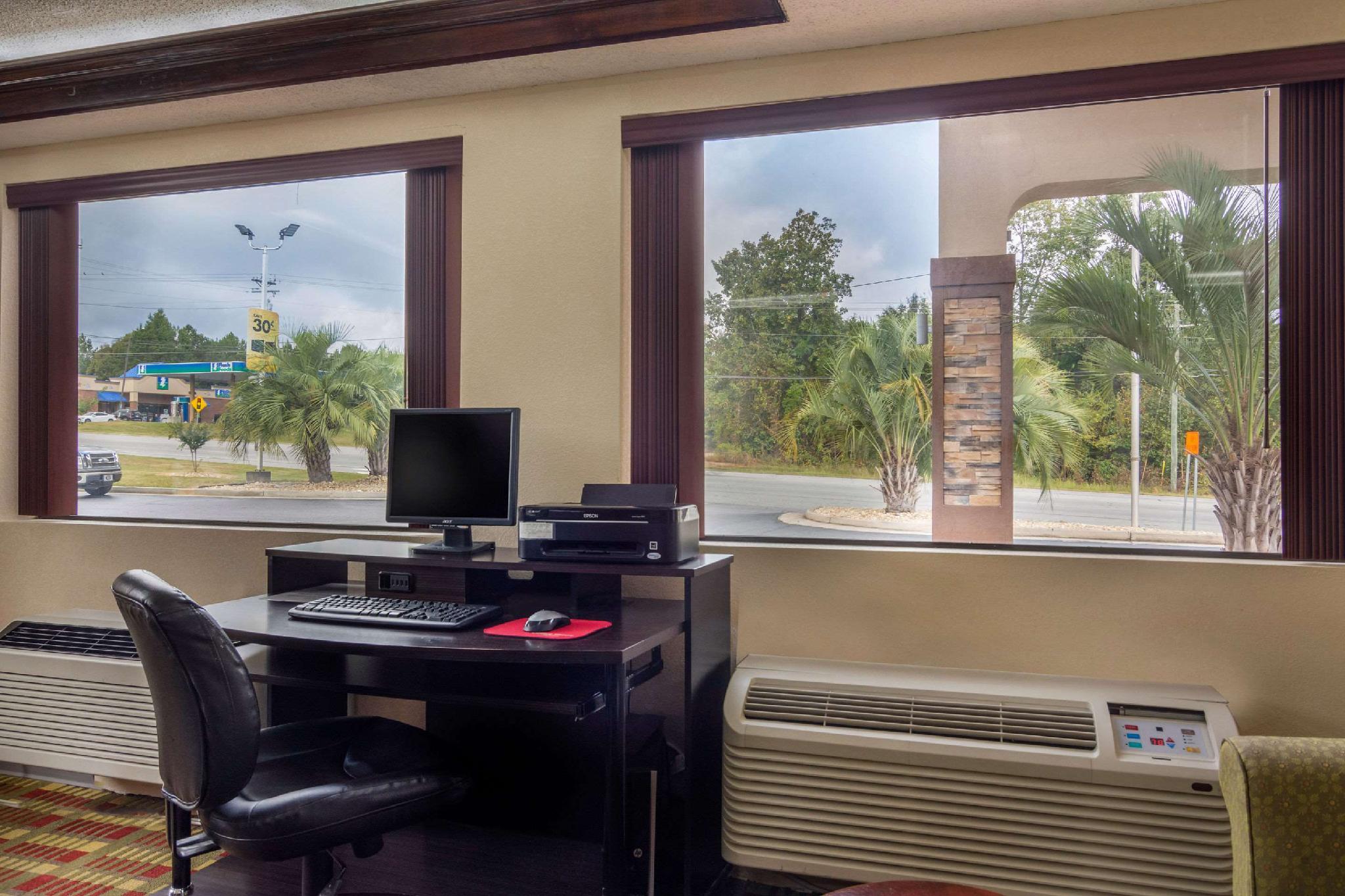 Trung tâm hội nghị