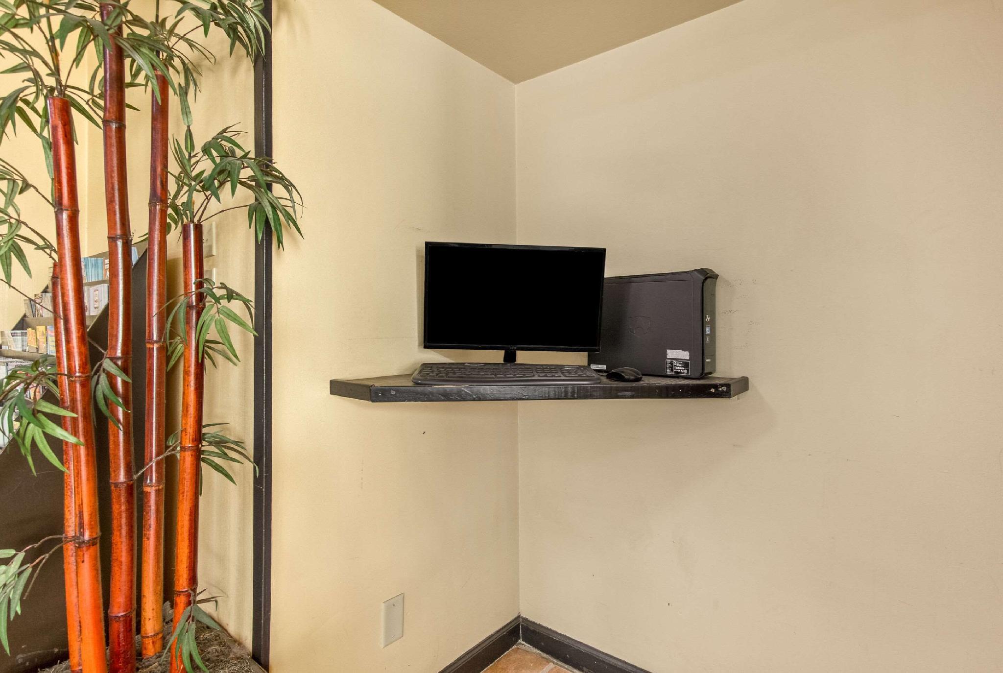 Trung tâm hội nghị