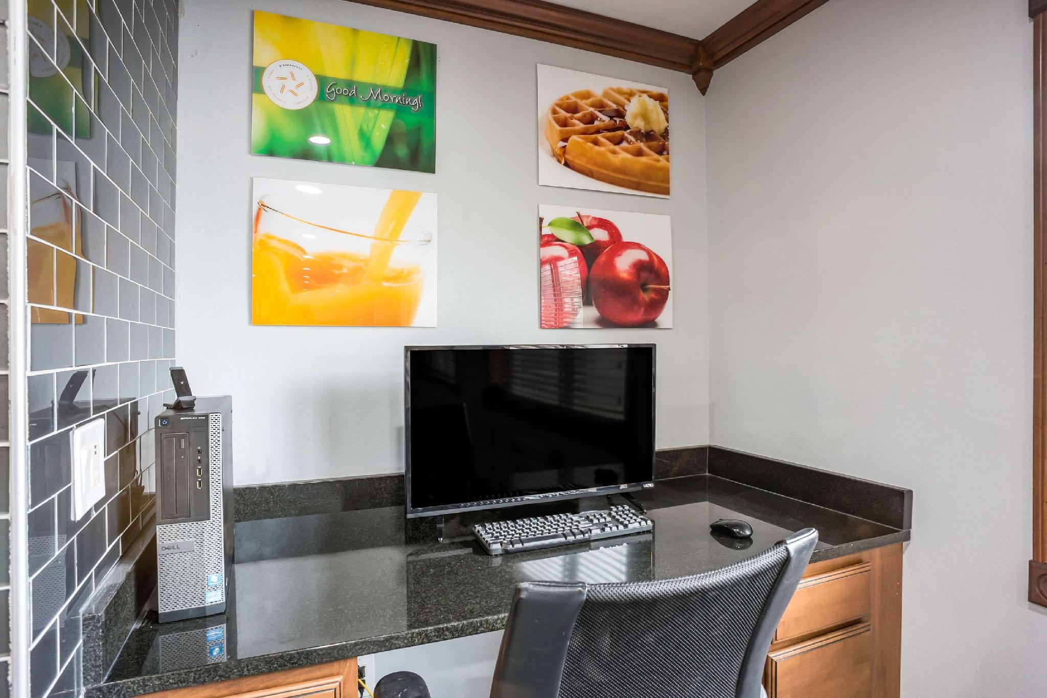 Trung tâm hội nghị