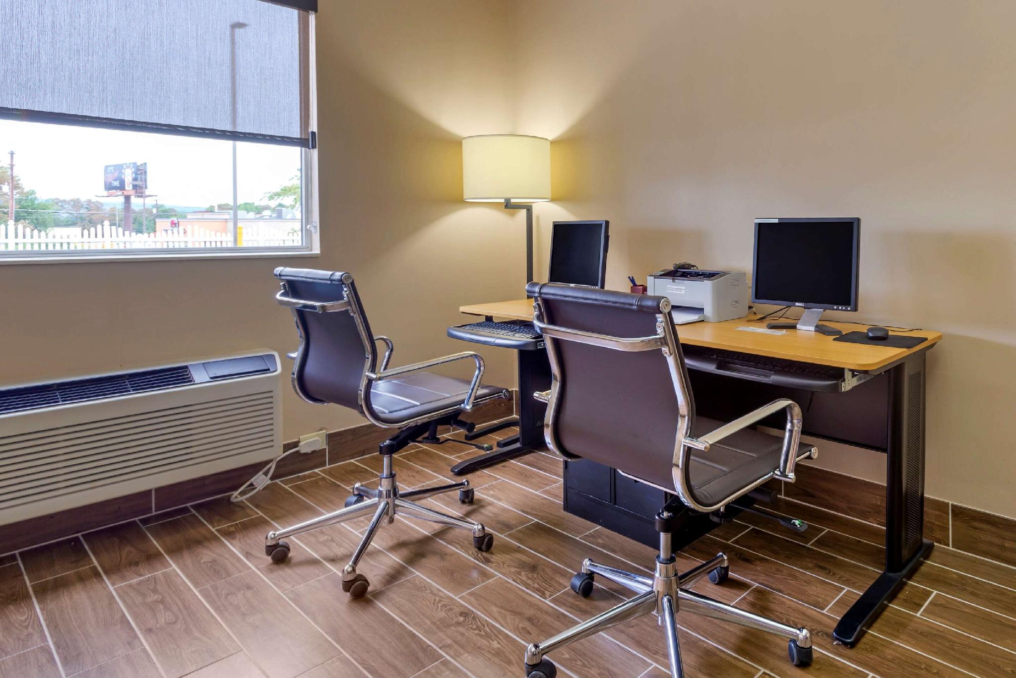 Trung tâm hội nghị