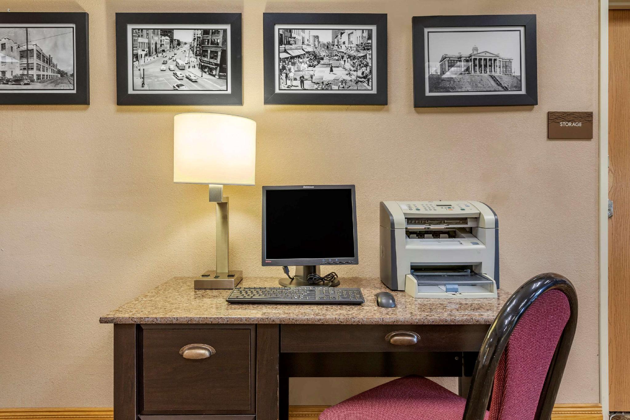 Trung tâm hội nghị