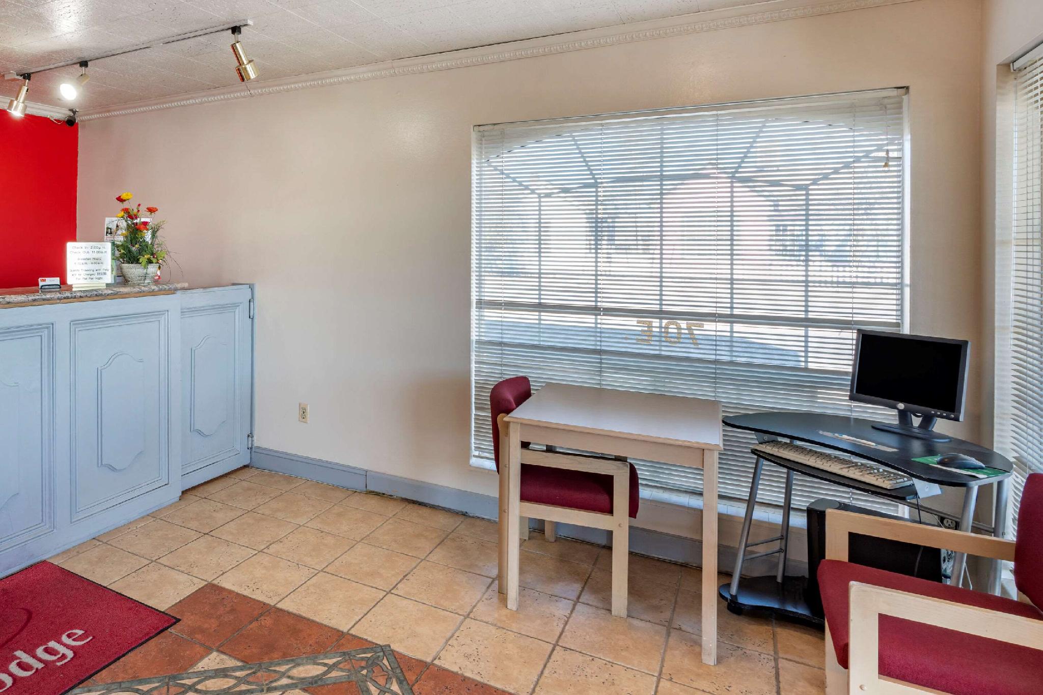 Trung tâm hội nghị