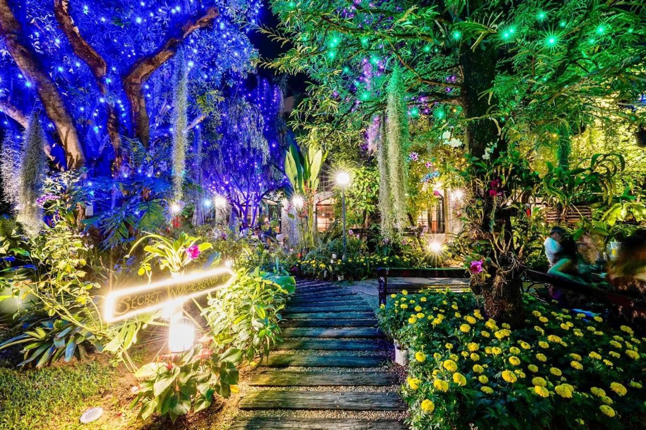 Ngoại cảnh khách sạn