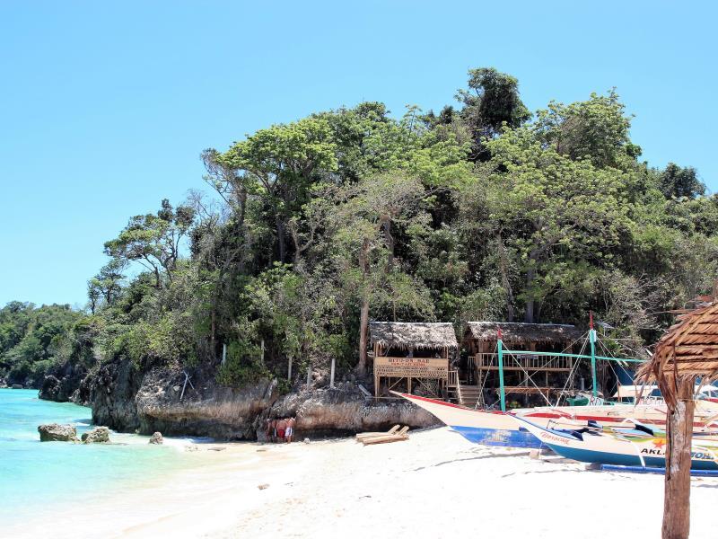 Nơi tham quan gần đây