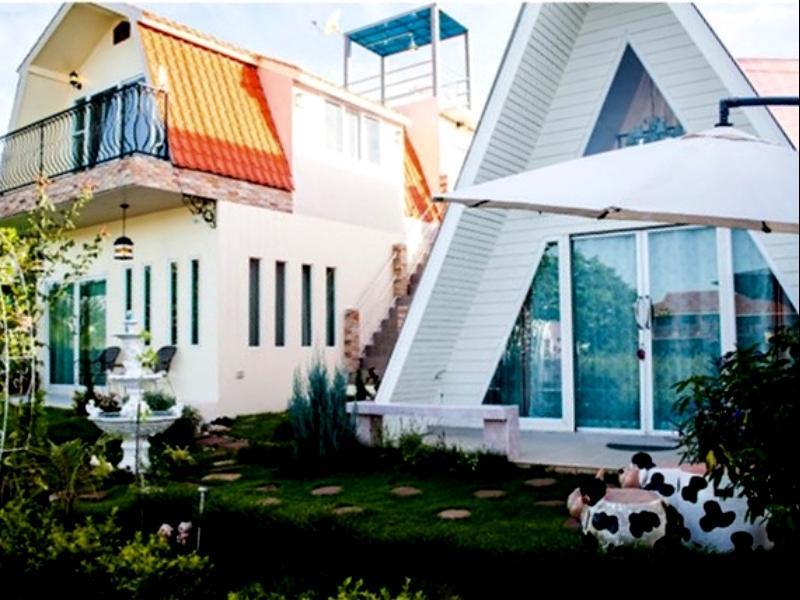 Ngoại cảnh khách sạn