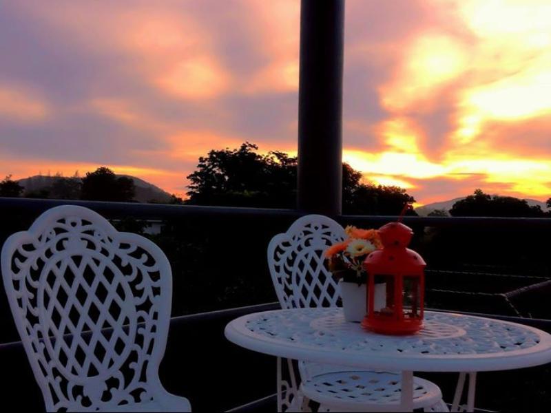 Ngoại cảnh khách sạn