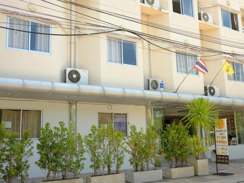 Ngoại cảnh khách sạn