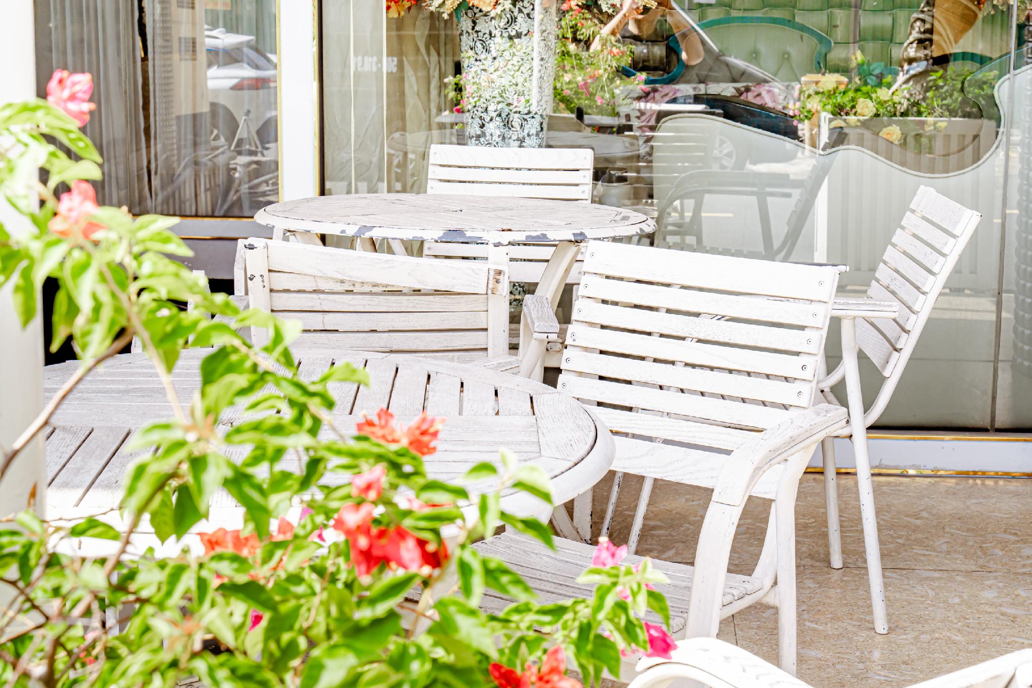 Ngoại cảnh khách sạn