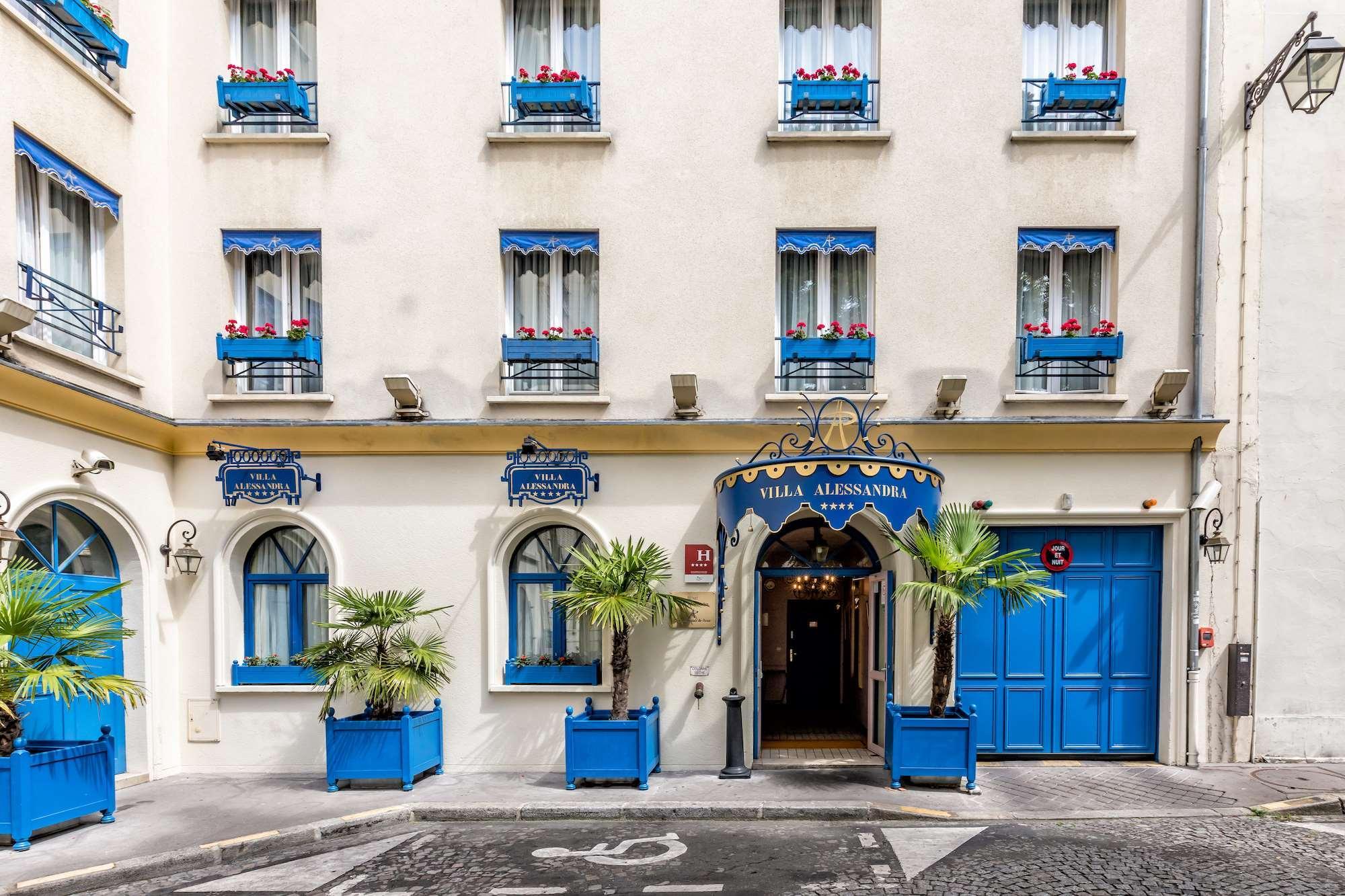 Ngoại cảnh khách sạn