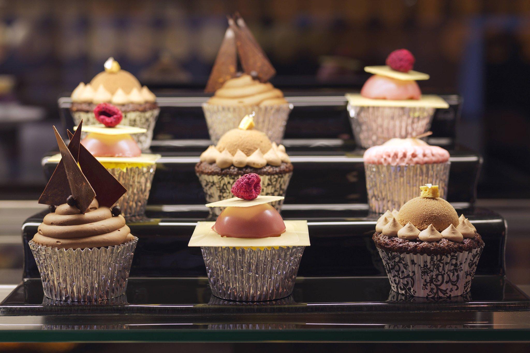 Đồ ăn và thức uống