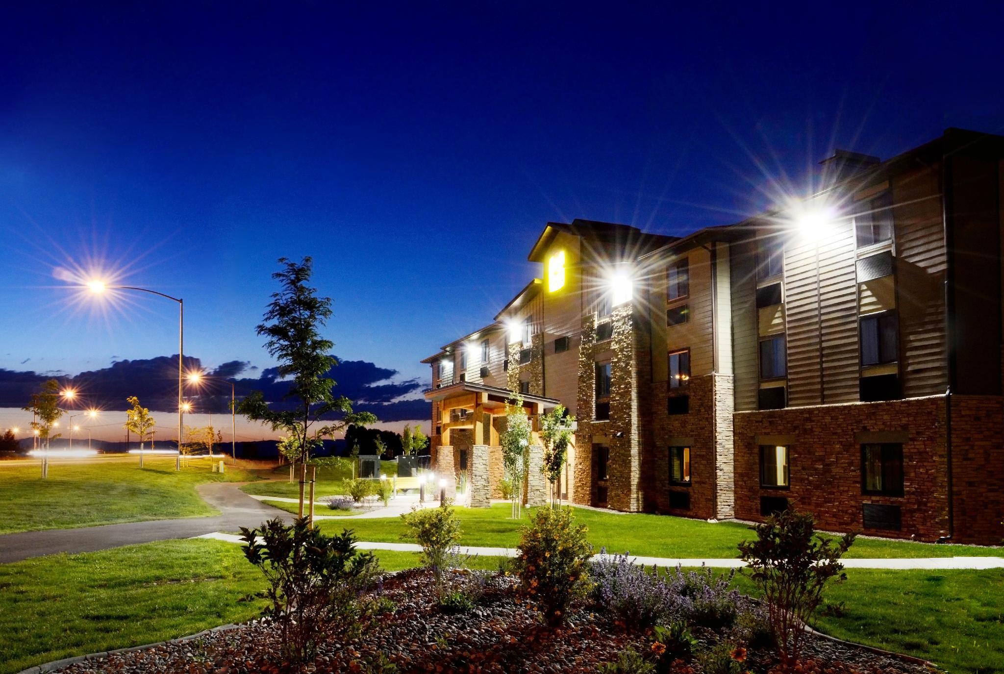 Ngoại cảnh khách sạn