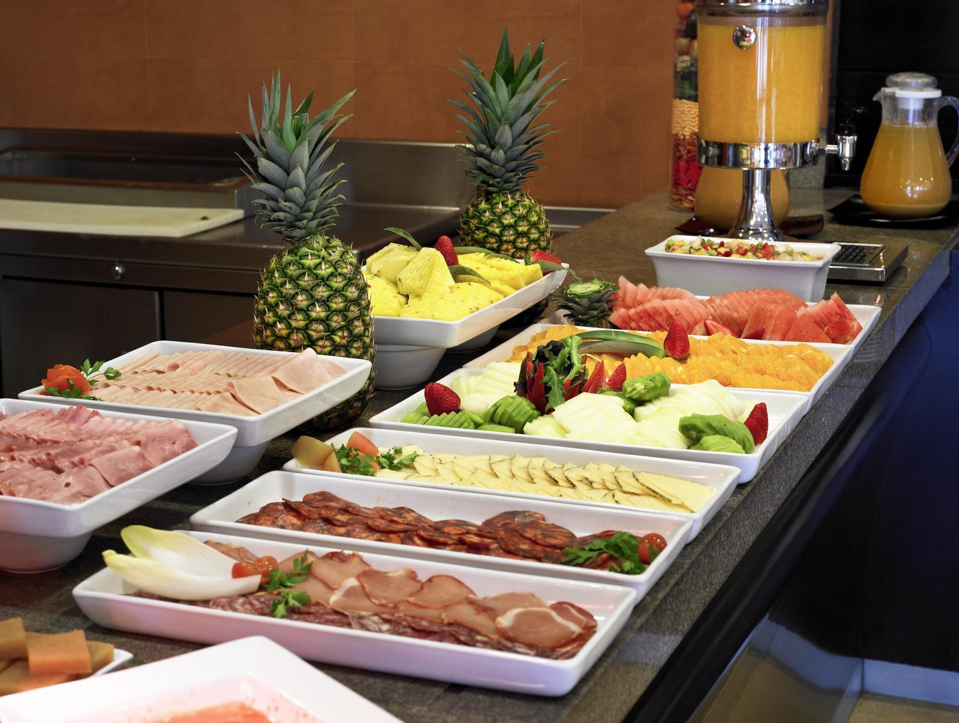 Đồ ăn và thức uống