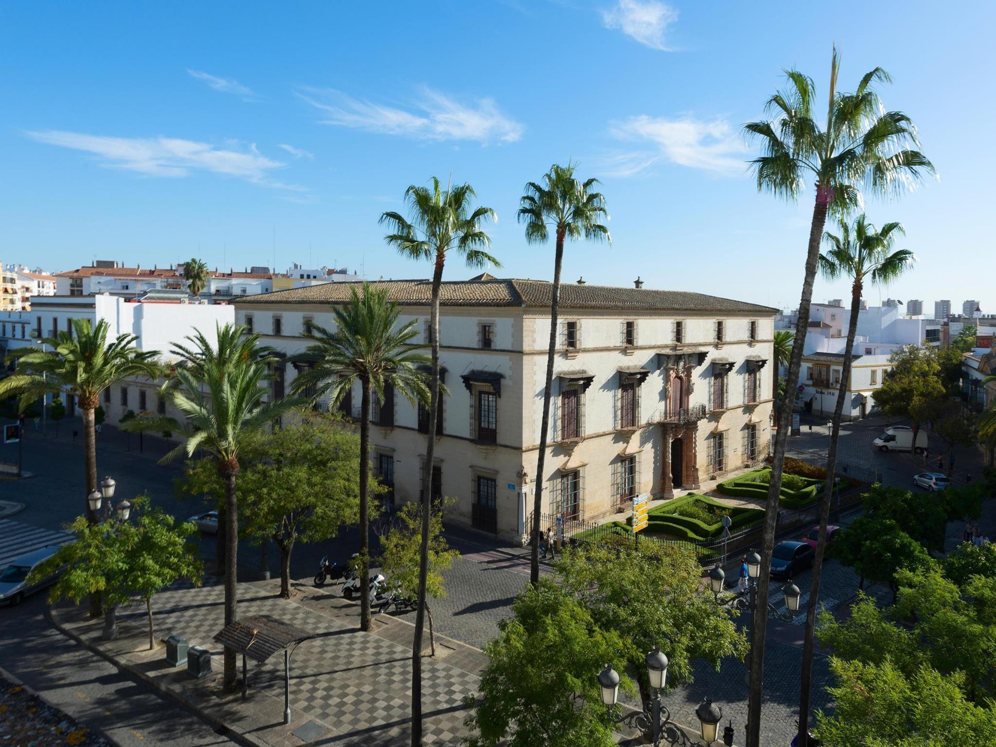 Ngoại cảnh khách sạn