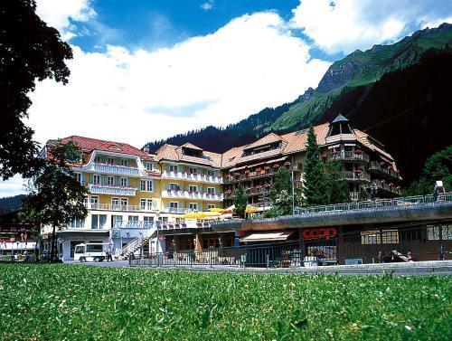 Ngoại cảnh khách sạn