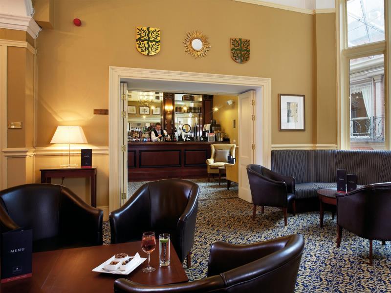 Đồ ăn và thức uống