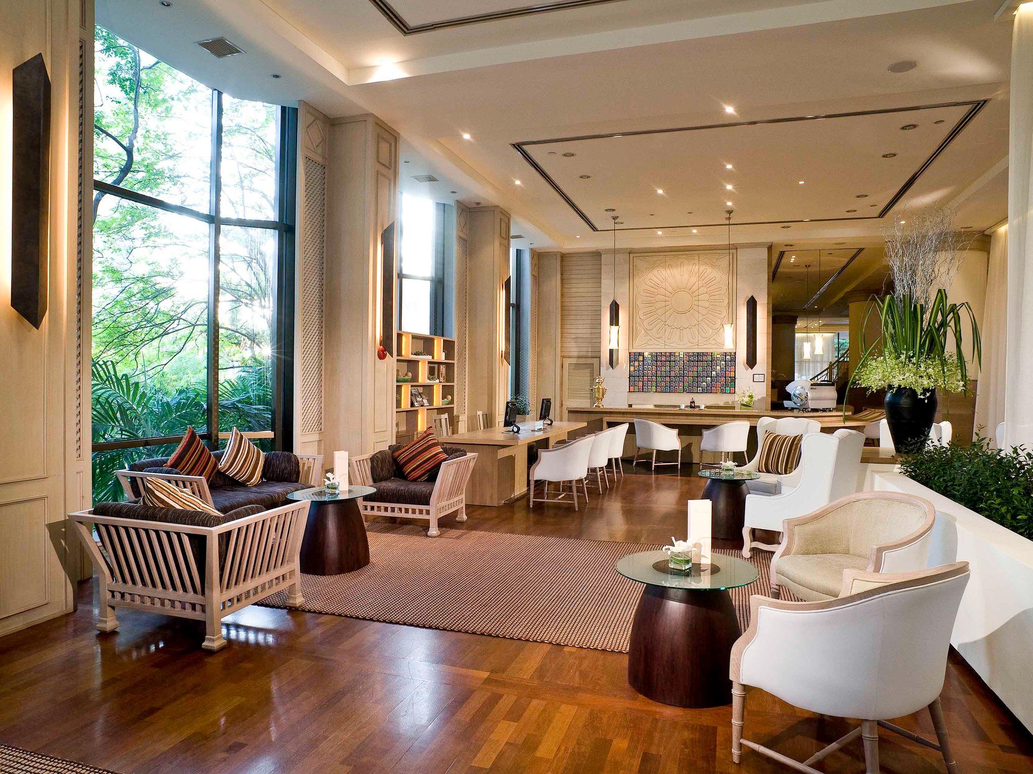 Trung tâm hội nghị