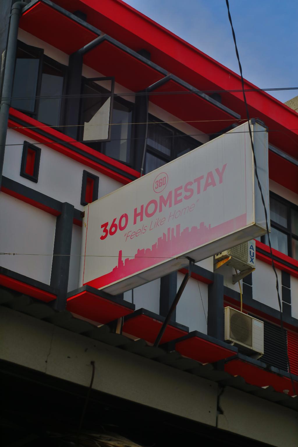 Khu vực xung quanh