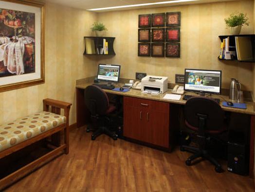 Trung tâm hội nghị